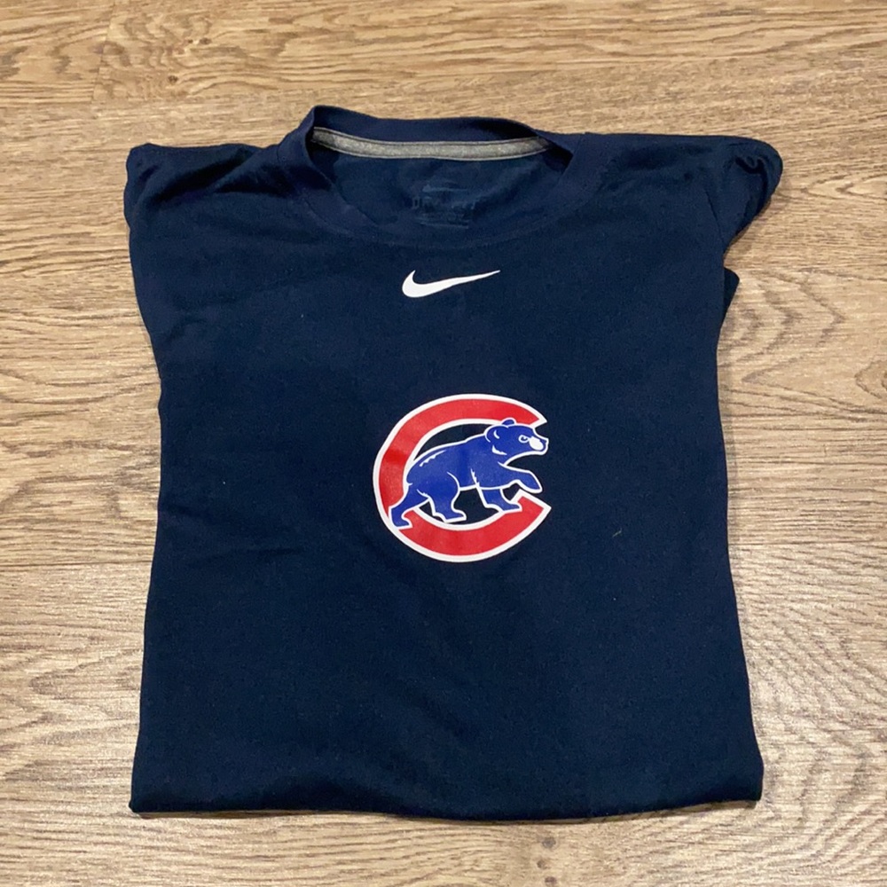 MENS NIKE DRI-FIT TEE CHICAGO CUBS BASEBALL SIZE MEDIUM